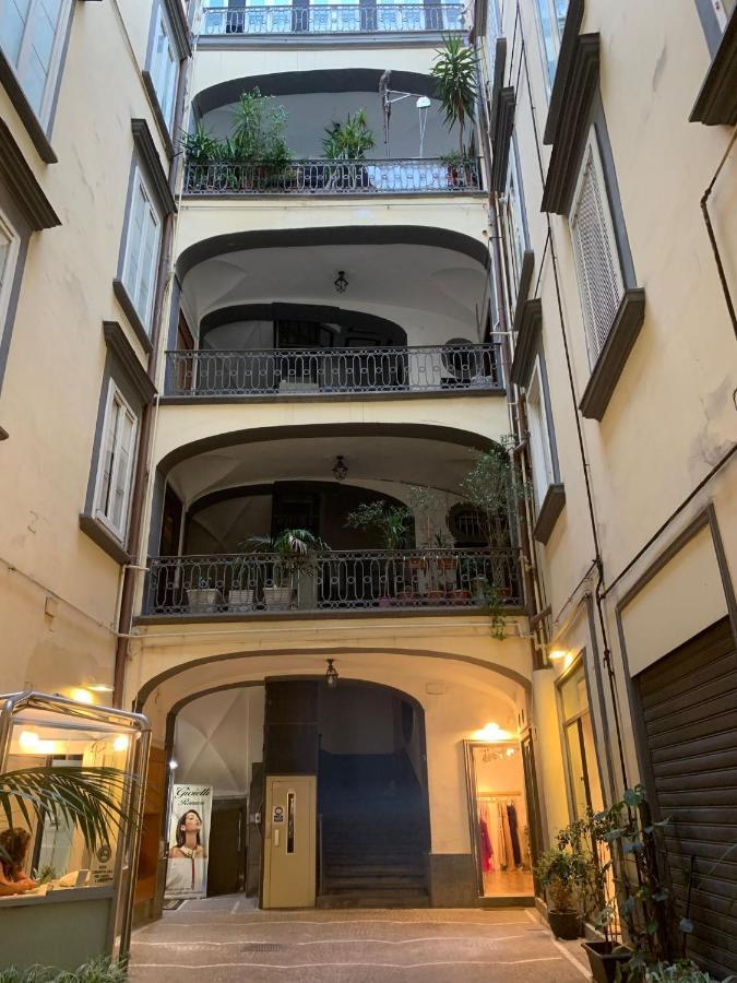 Dimora Chiaia 209 Hotell Napoli Eksteriør bilde